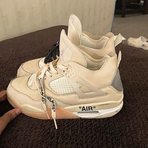 Off white 4s. Can’t wear them anymore size 7